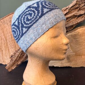 Spirals muts blauw